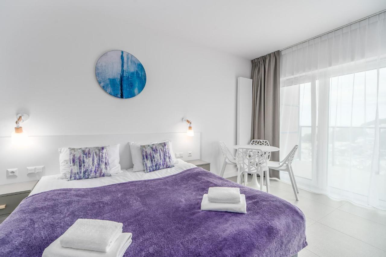 Aquamarina Prima 100 By Renters Apartment Miedzyzdroje Bagian luar foto
