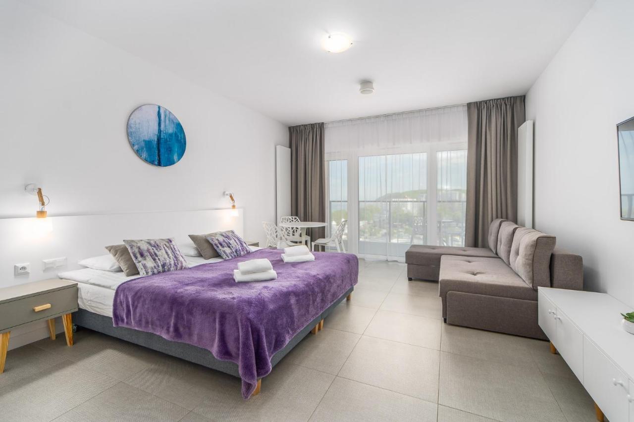 Aquamarina Prima 100 By Renters Apartment Miedzyzdroje Bagian luar foto